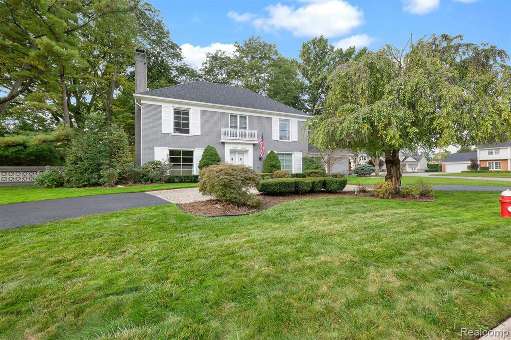 87 WEBBER, Grosse Pointe Shores, MI 48236 — Photo 3