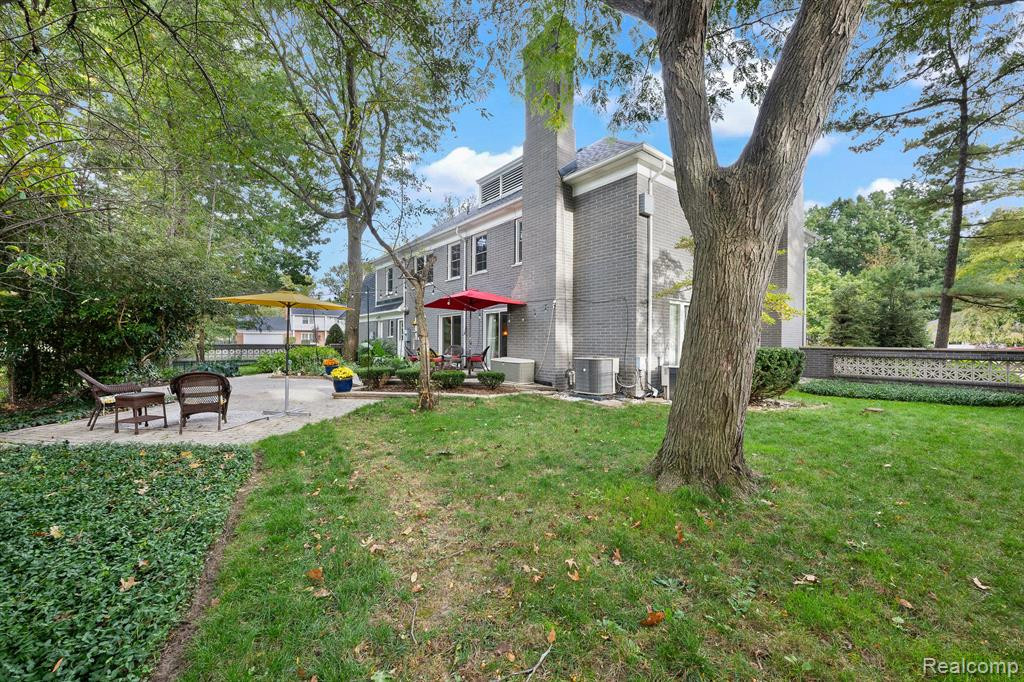 87 WEBBER, Grosse Pointe Shores, MI 48236 — Photo 7