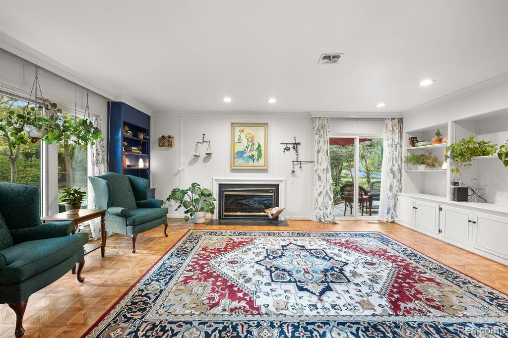 87 WEBBER, Grosse Pointe Shores, MI 48236 — Photo 24