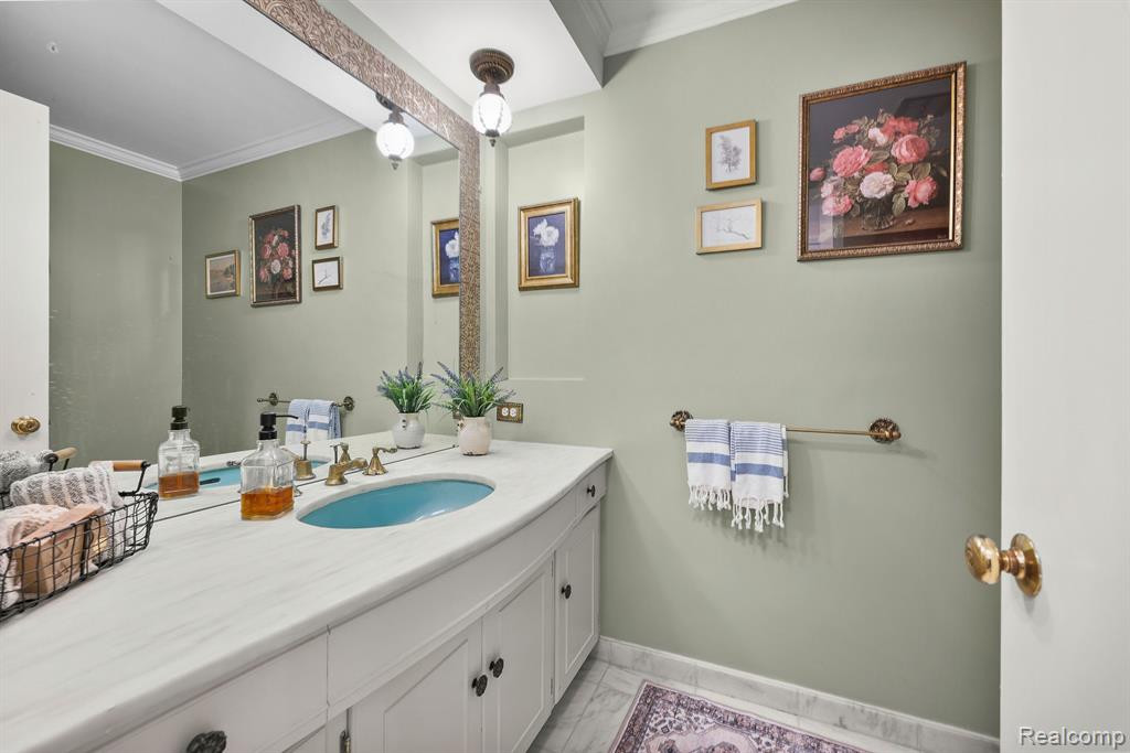 87 WEBBER, Grosse Pointe Shores, MI 48236 — Photo 27