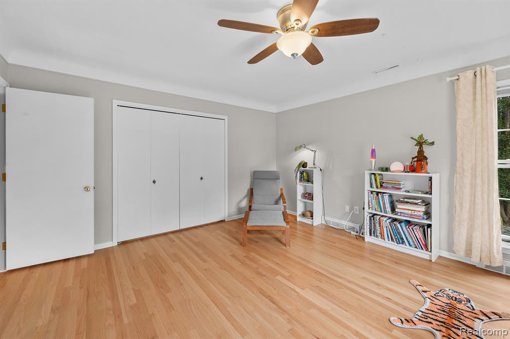 87 WEBBER, Grosse Pointe Shores, MI 48236 — Photo 29
