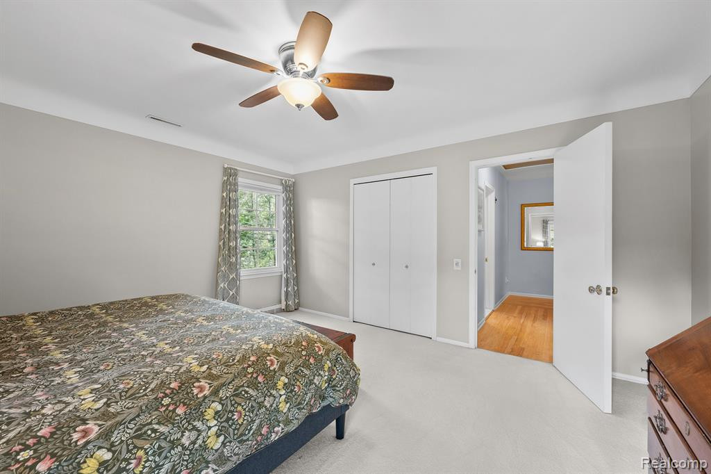 87 WEBBER, Grosse Pointe Shores, MI 48236 — Photo 32