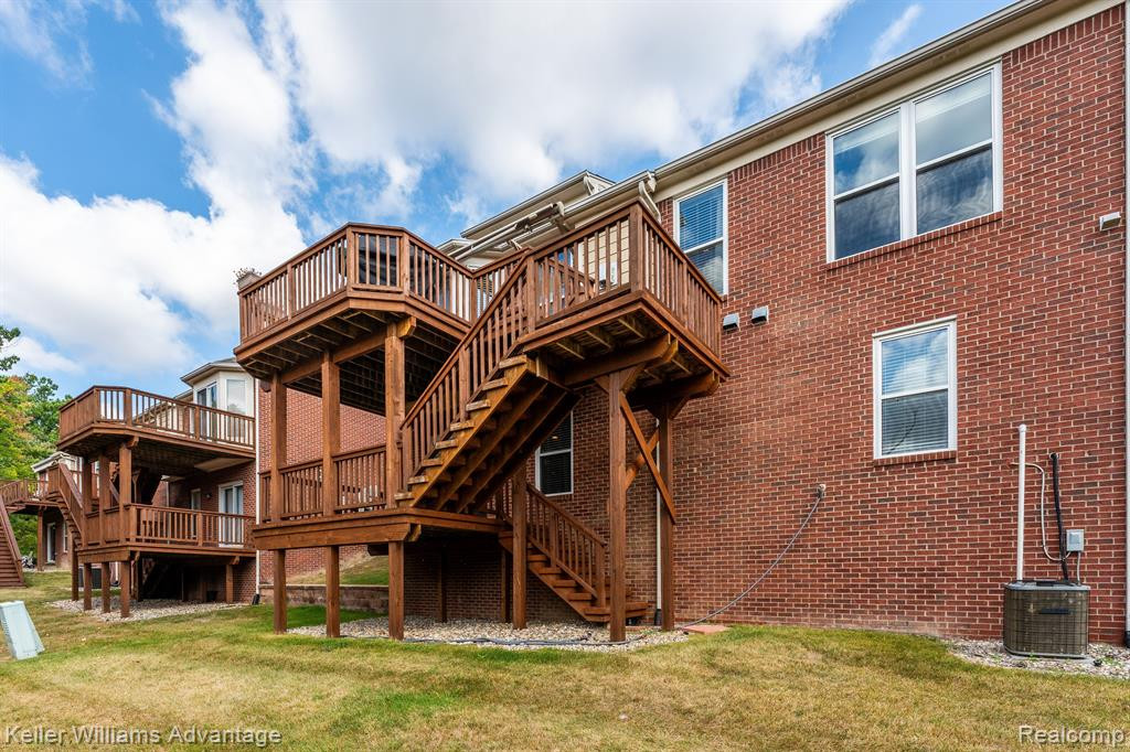 40638 Lenox Park Drive, Novi, MI 48377 — Photo 6