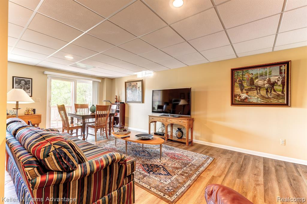 40638 Lenox Park Drive, Novi, MI 48377 — Photo 35