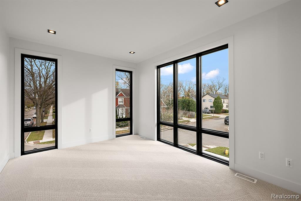 591 CATALPA DRIVE, Birmingham, MI 48009 — Photo 39