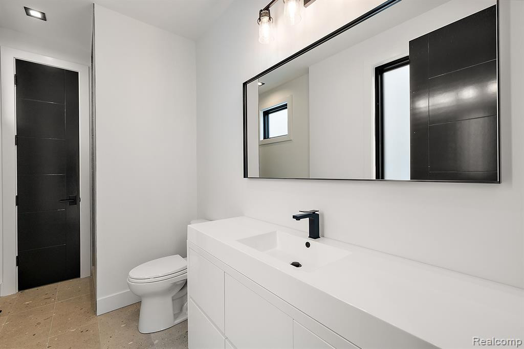 591 CATALPA DRIVE, Birmingham, MI 48009 — Photo 41