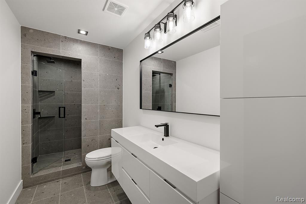 591 CATALPA DRIVE, Birmingham, MI 48009 — Photo 56