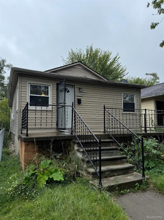 6088 AUBURN Street, Detroit, MI 48228 — front exterior