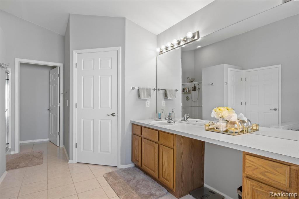 48990 Fifth Avenue, Canton, MI 48188 — Photo 32