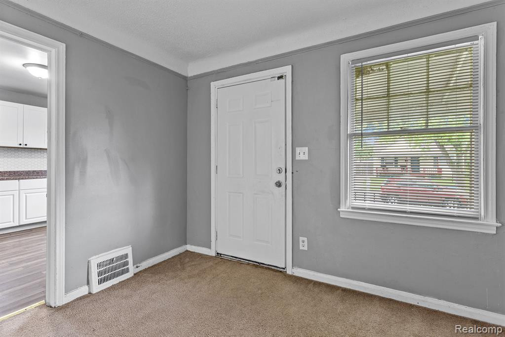 7344 WESTWOOD Street, Detroit, MI 48228 — Photo 2