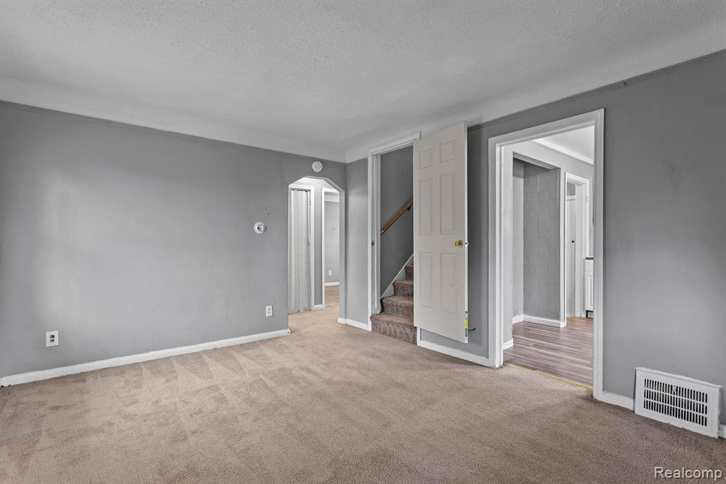 7344 WESTWOOD Street, Detroit, MI 48228 — Photo 4