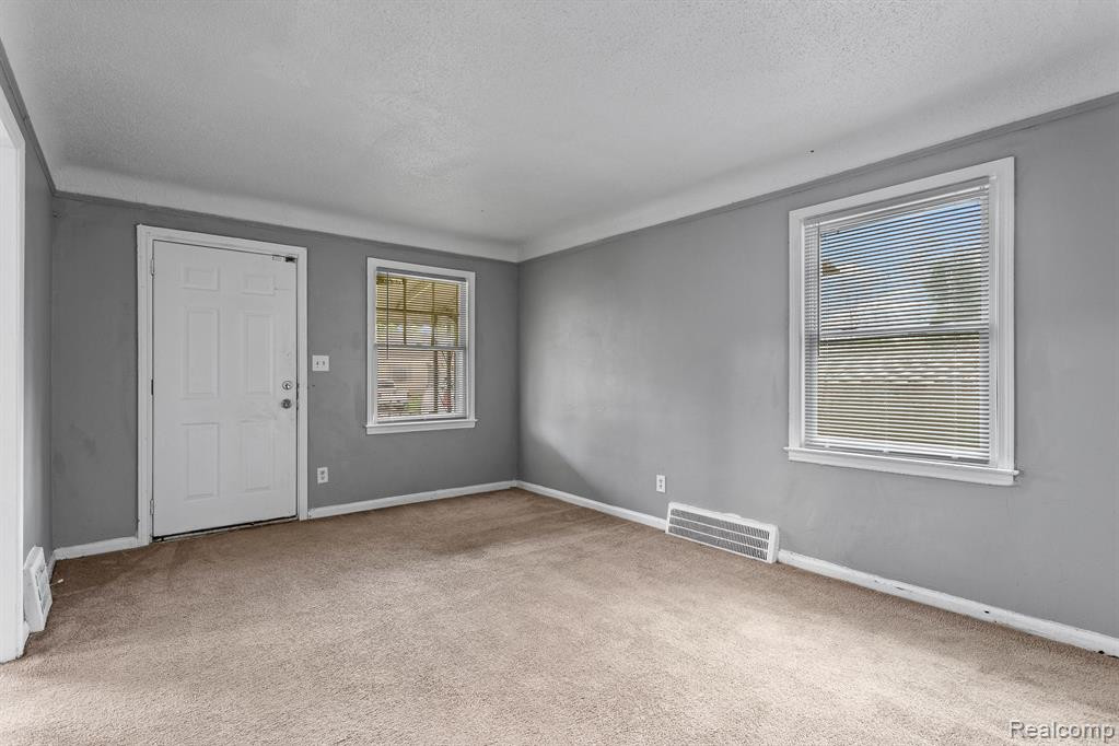 7344 WESTWOOD Street, Detroit, MI 48228 — Photo 5