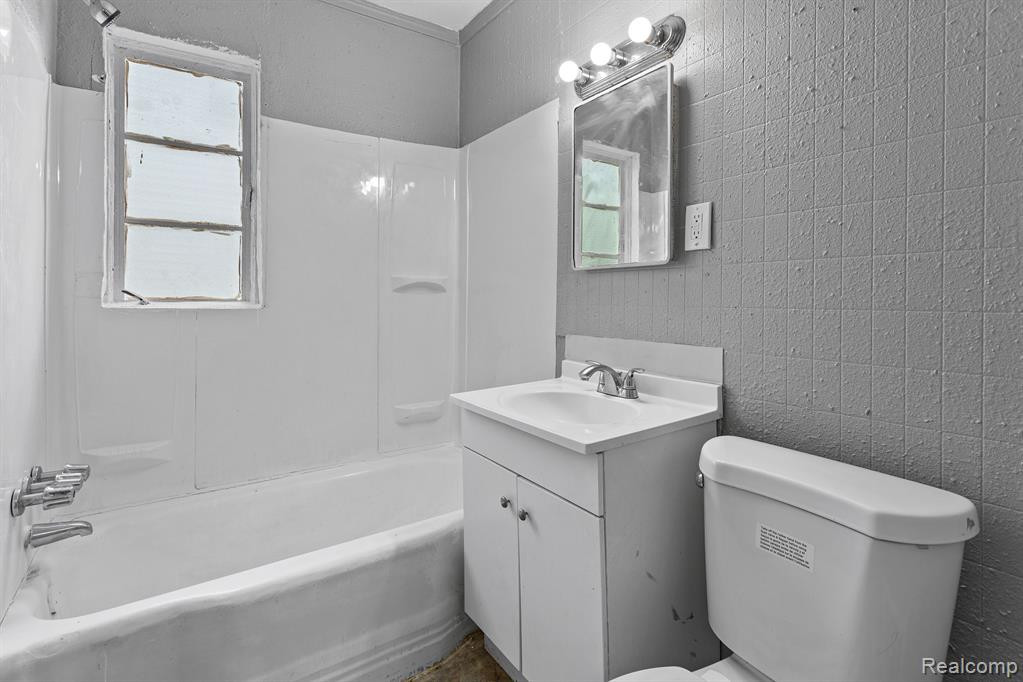 7344 WESTWOOD Street, Detroit, MI 48228 — Photo 13