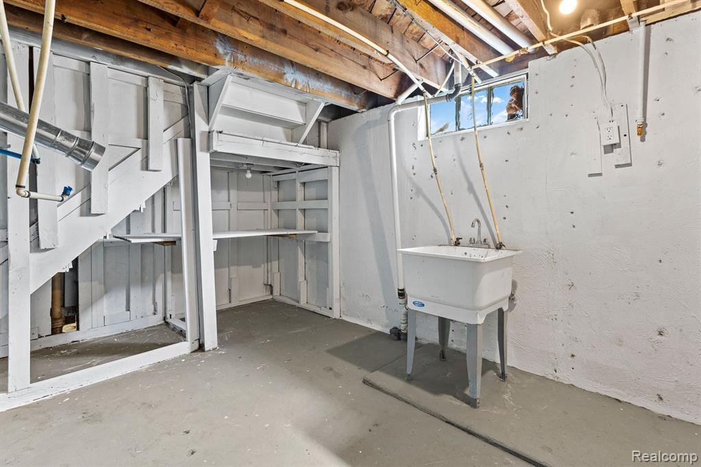 7344 WESTWOOD Street, Detroit, MI 48228 — Photo 21