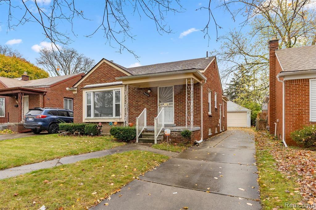 9570 GRAYFIELD, Redford, MI 48239 — front exterior