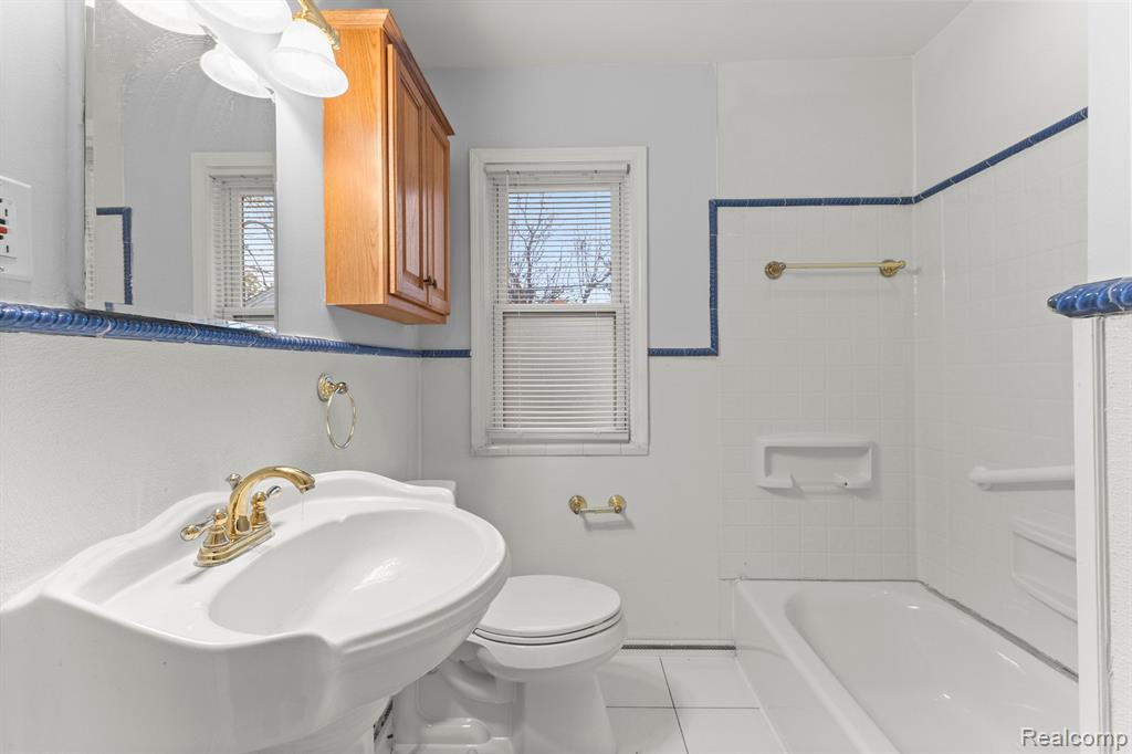 9570 GRAYFIELD, Redford, MI 48239 — Photo 21
