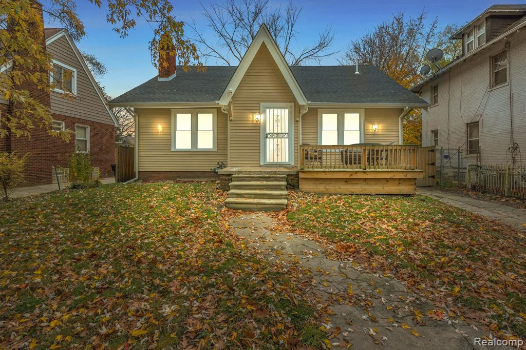 465 W GREENDALE, Highland Park, MI 48203 — front exterior