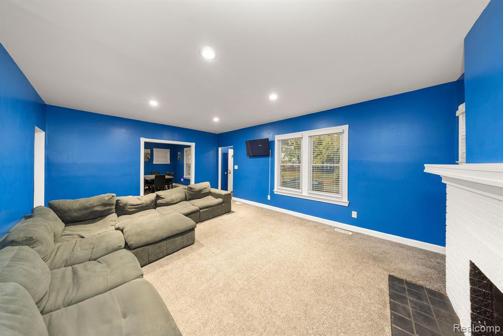 465 W GREENDALE, Highland Park, MI 48203 — Photo 3