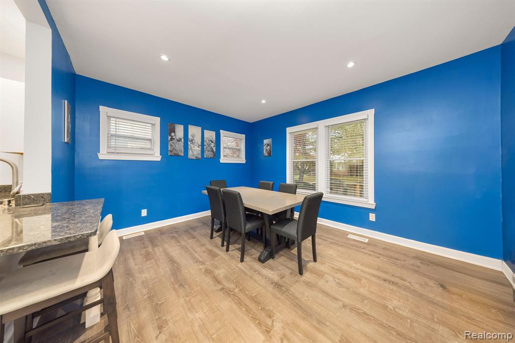 465 W GREENDALE, Highland Park, MI 48203 — Photo 5