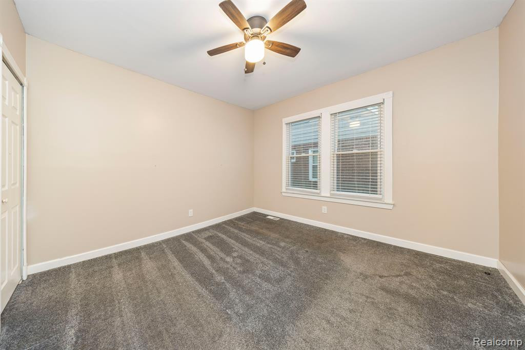 465 W GREENDALE, Highland Park, MI 48203 — Photo 13