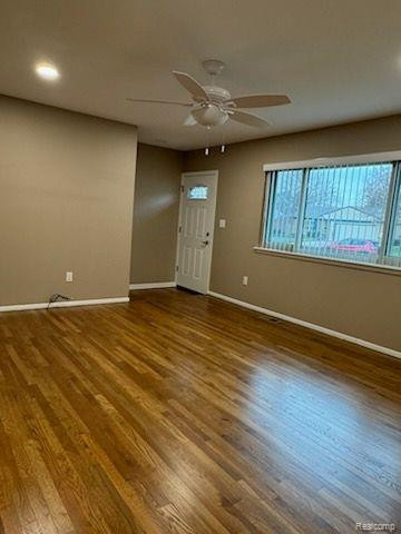 40509 PINETREE Drive, Plymouth, MI 48170 — Photo 2