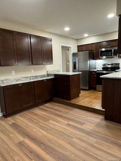 40509 PINETREE Drive, Plymouth, MI 48170 — Photo 9