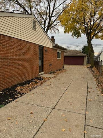 40509 PINETREE Drive, Plymouth, MI 48170 — Photo 16