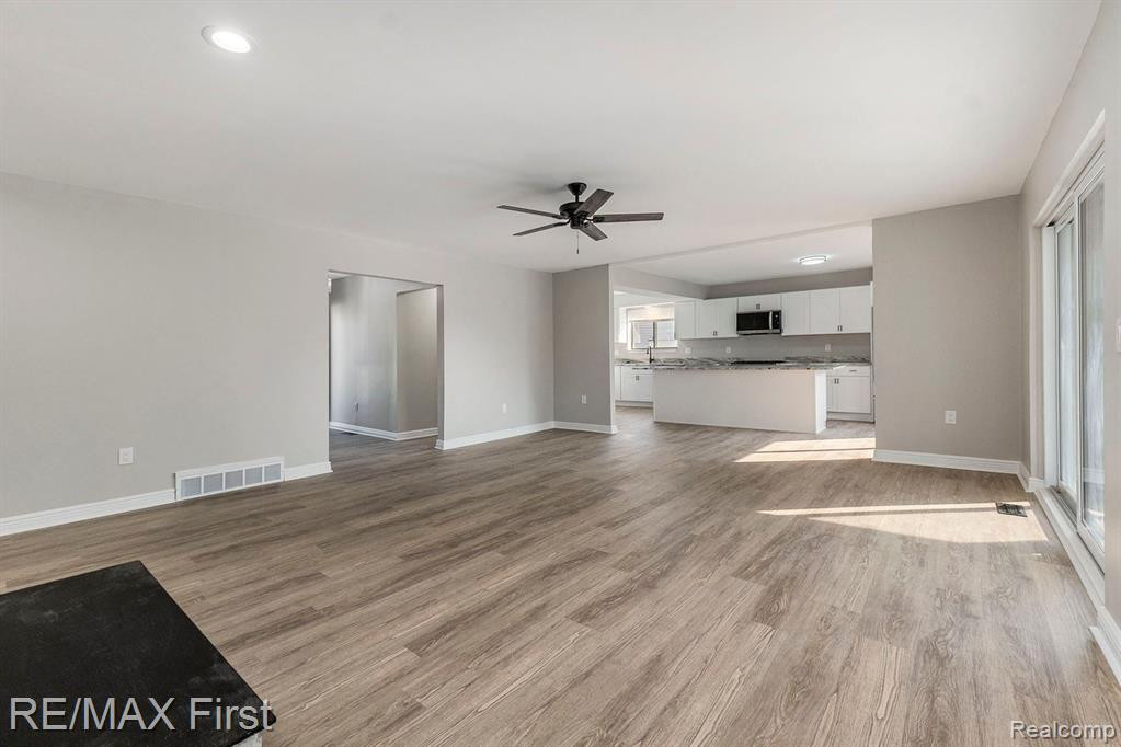 7269 BLUEBILL Street, Clay, MI 48001 — Photo 8