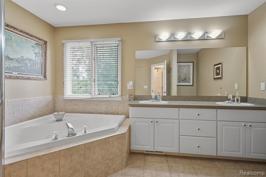 57130 WILLOW RIDGE Boulevard, Washington, MI — Photo 34