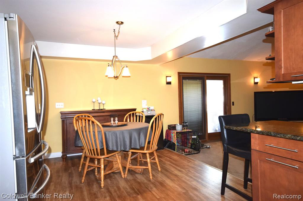 7350 WILLOW CREEK Drive, Canton, MI 48187 — Photo 16