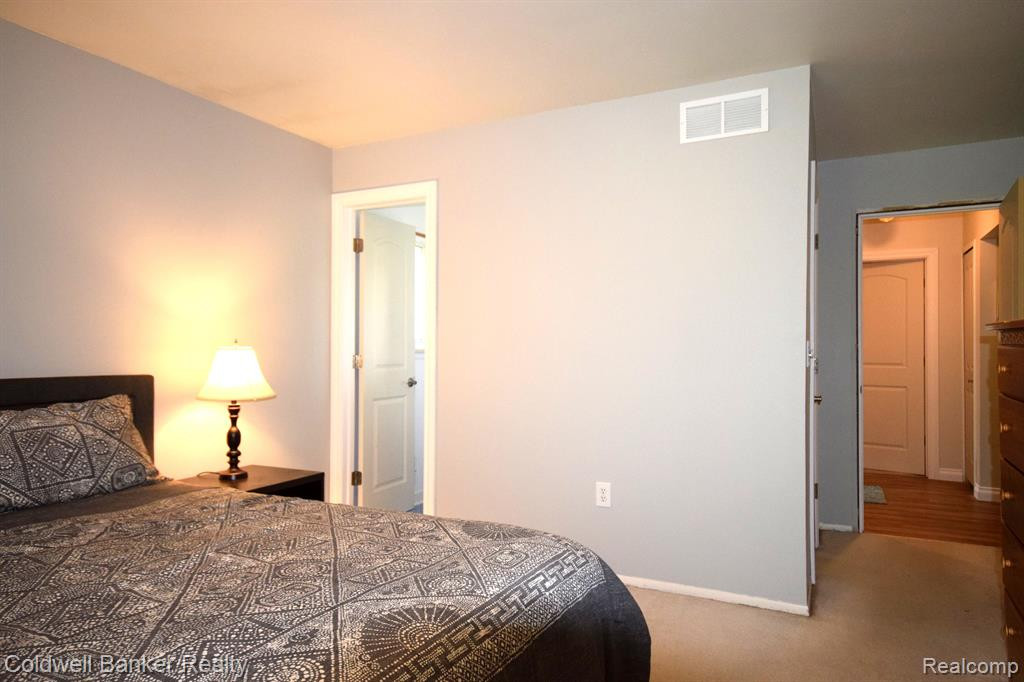 7350 WILLOW CREEK Drive, Canton, MI 48187 — Photo 24