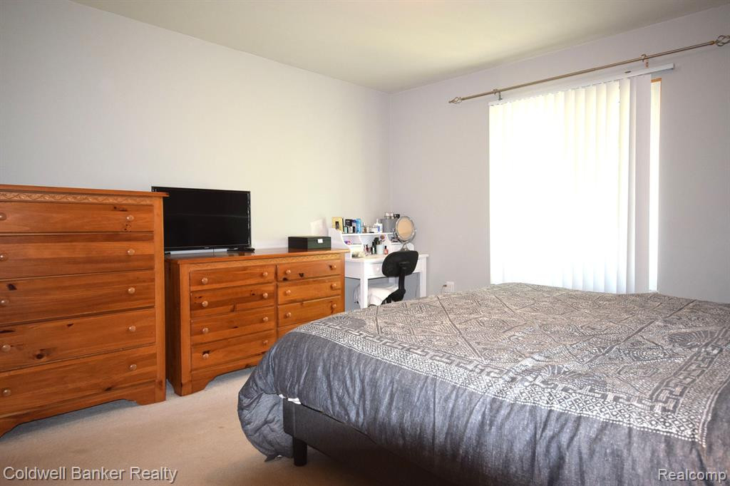 7350 WILLOW CREEK Drive, Canton, MI 48187 — Photo 26