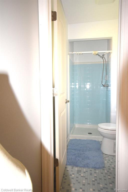 7350 WILLOW CREEK Drive, Canton, MI 48187 — Photo 27