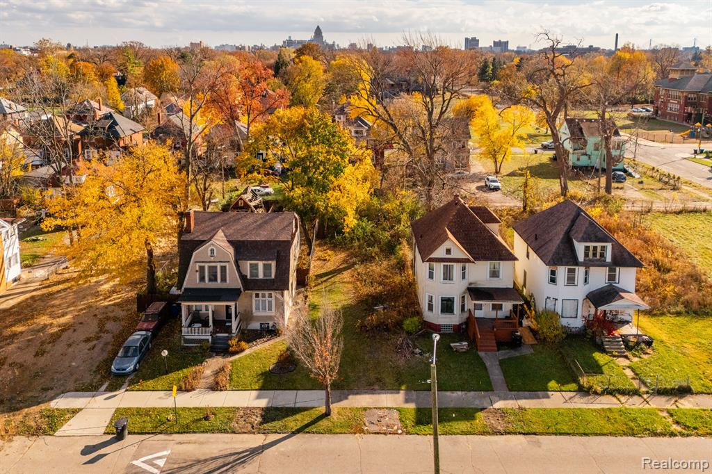 729 COLLINGWOOD Street, Detroit, MI 48202 — front exterior