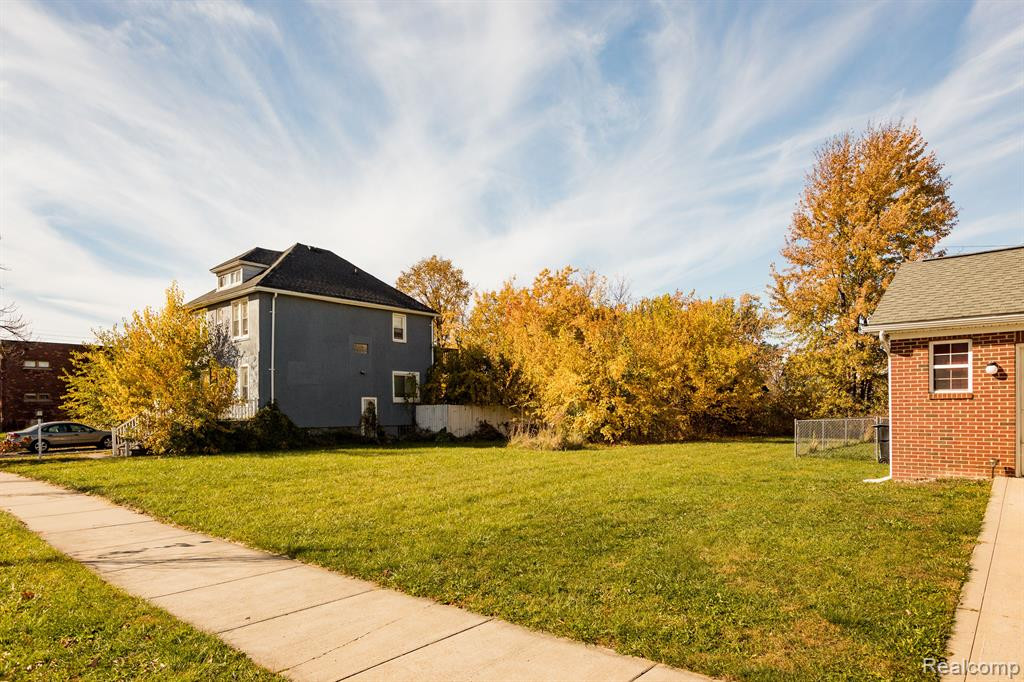 553 ALGER Street, Detroit, MI 48202 — Photo 2