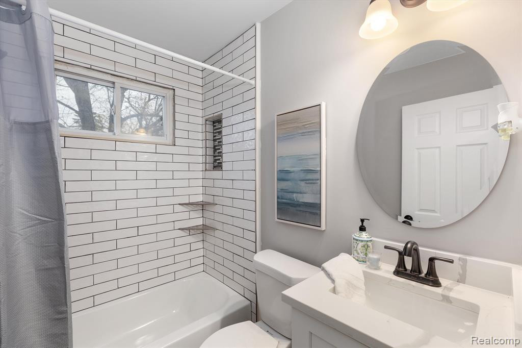 235 EWELL Street, Romeo, MI 48065 — Photo 14