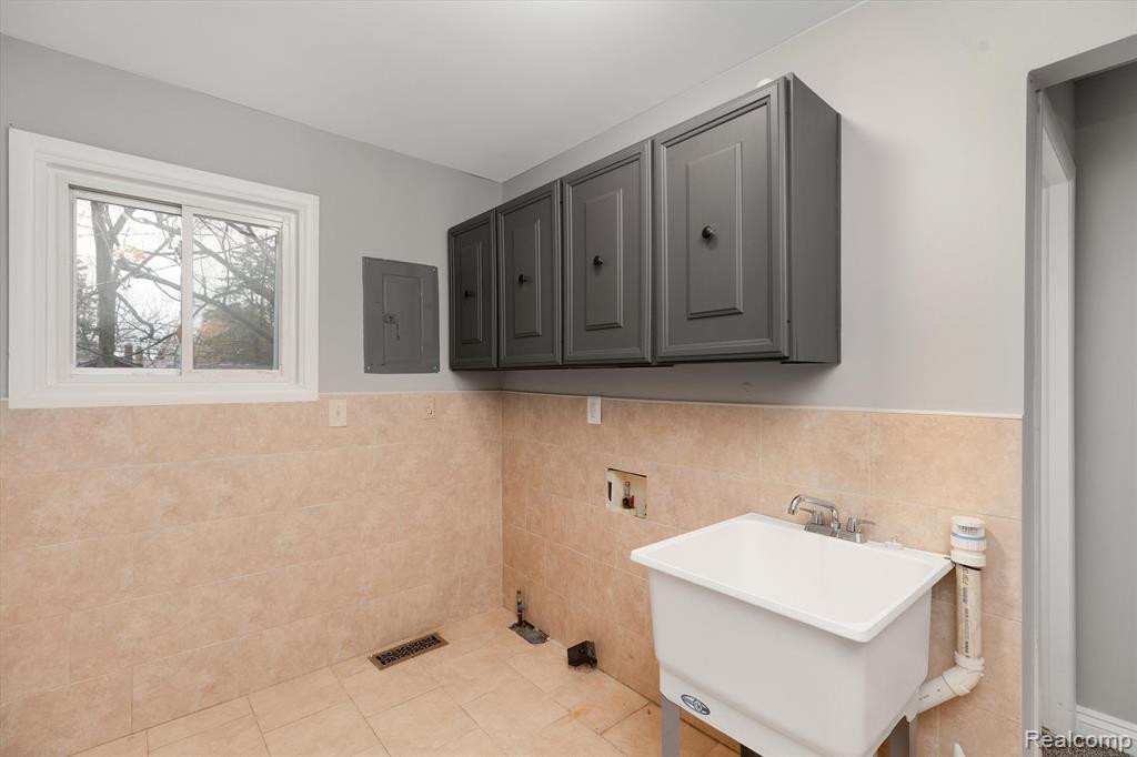 235 EWELL Street, Romeo, MI 48065 — Photo 16