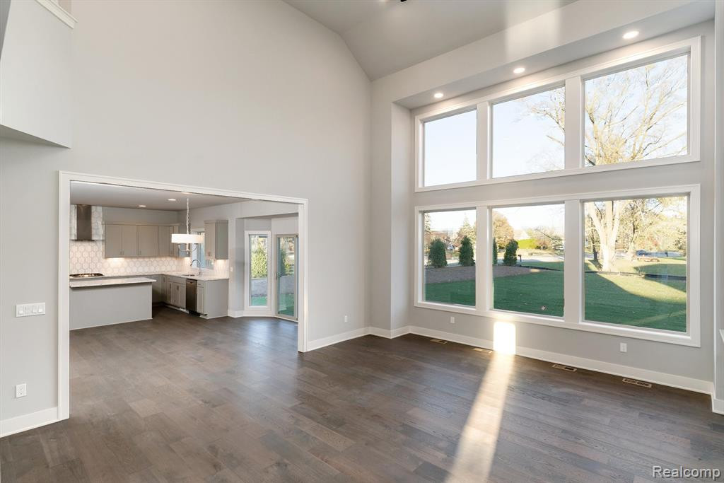4970 Adler Court, Troy, MI 48085 — Photo 18