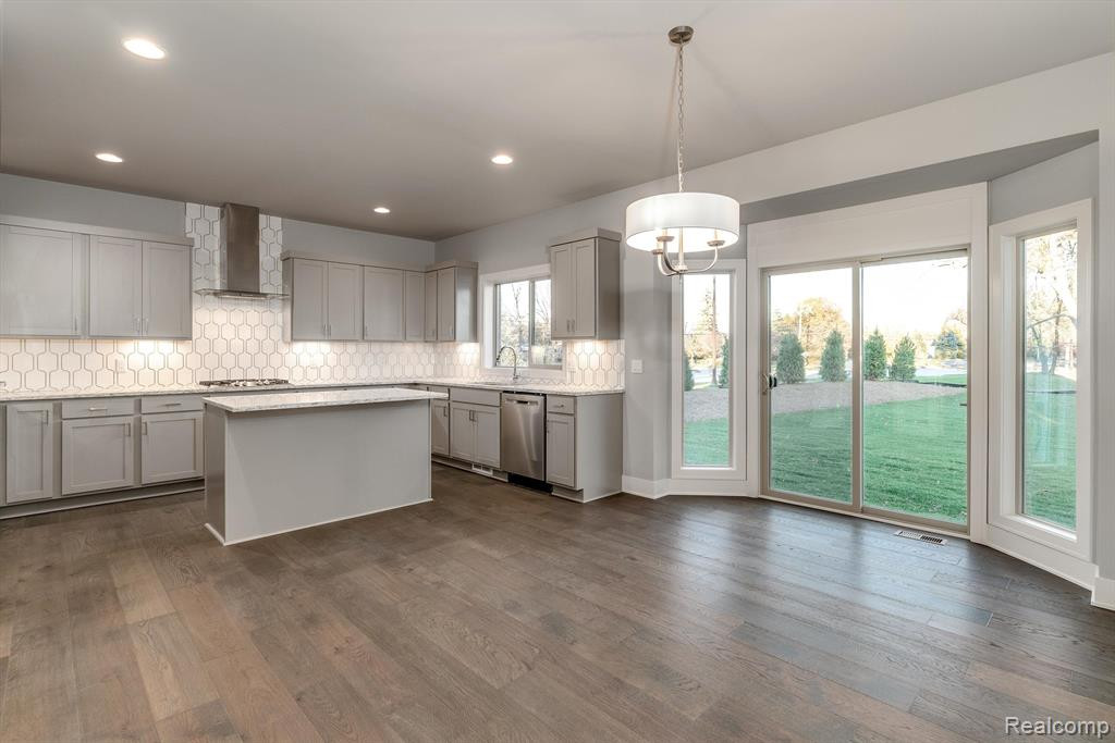 4970 Adler Court, Troy, MI 48085 — Photo 23