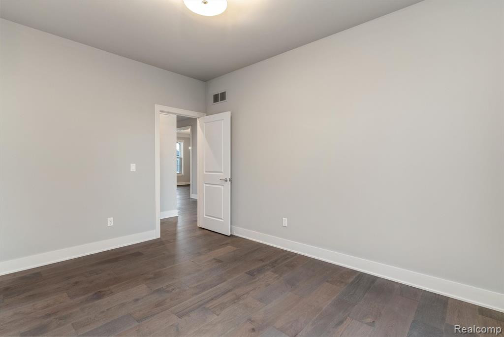 4970 Adler Court, Troy, MI 48085 — Photo 34