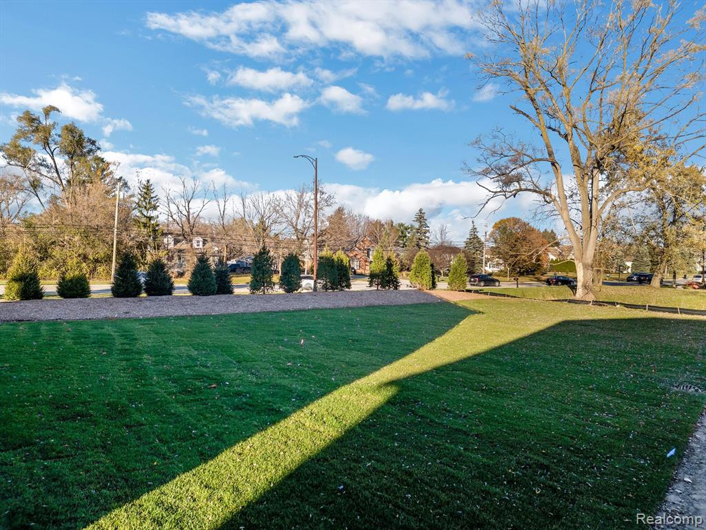 4970 Adler Court, Troy, MI 48085 — Photo 54