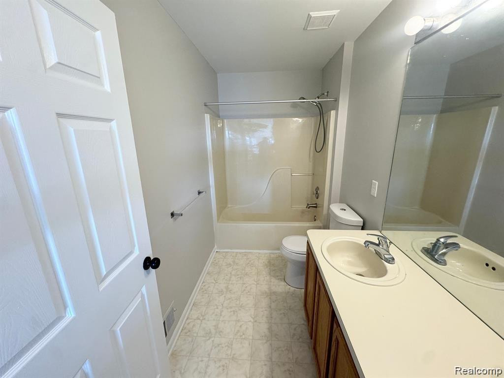 4642 POND Run, Canton, MI 48188 — Photo 21