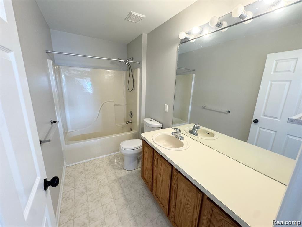 4642 POND Run, Canton, MI 48188 — Photo 22