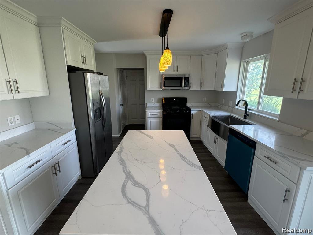 4642 POND Run, Canton, MI 48188 — Photo 24