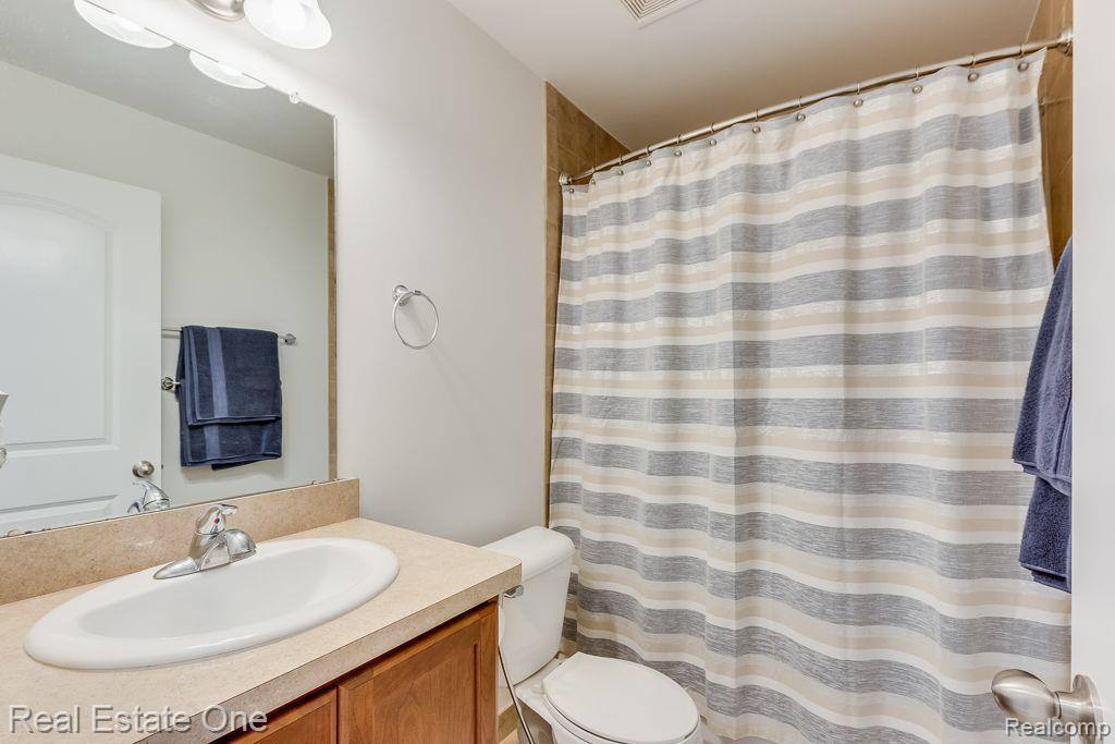 51230 UPLAND VIEW Street, Canton, MI 48188 — Photo 29