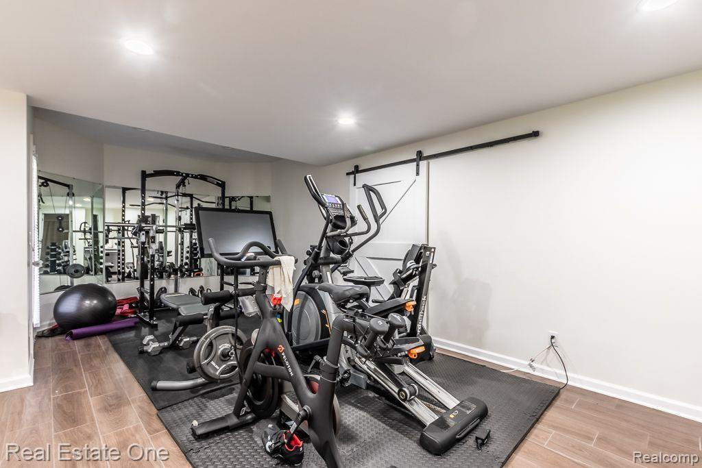 51230 UPLAND VIEW Street, Canton, MI 48188 — Photo 41