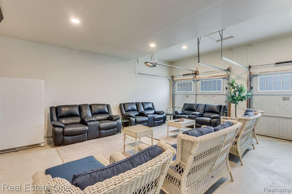 51230 UPLAND VIEW Street, Canton, MI 48188 — Photo 45