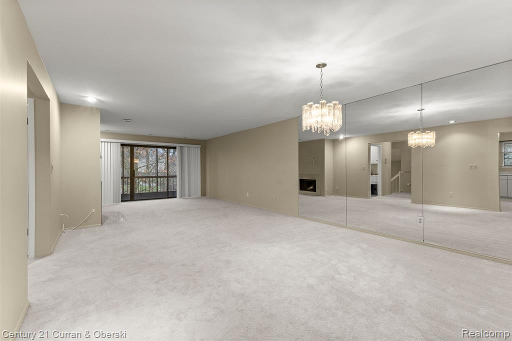 29703 PINE RIDGE Circle, Farmington Hills, MI 48331 — Photo 6