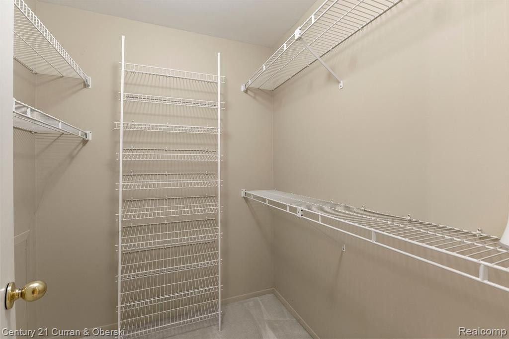 29703 PINE RIDGE Circle, Farmington Hills, MI 48331 — Photo 26