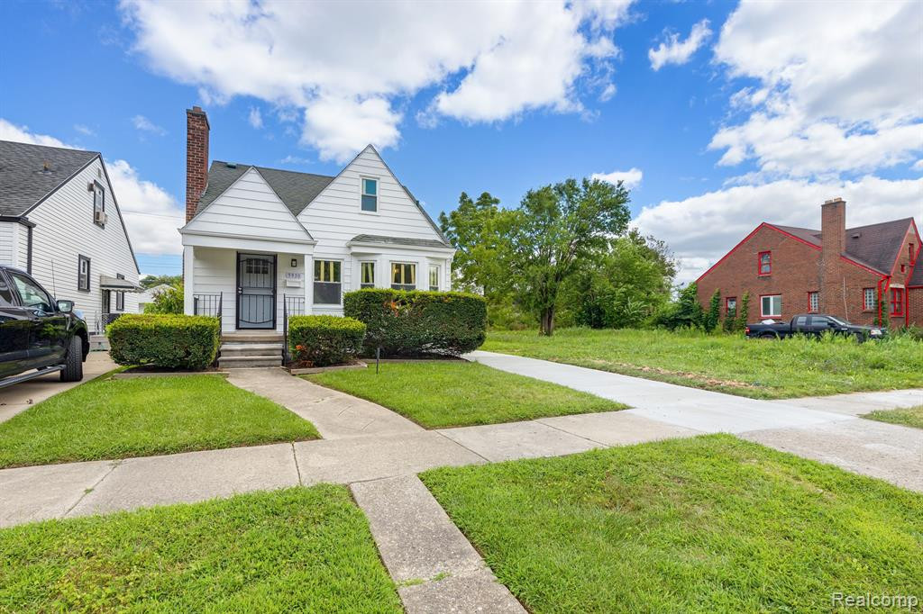 9930 WINTHROP Street, Detroit, MI 48227 — Photo 2